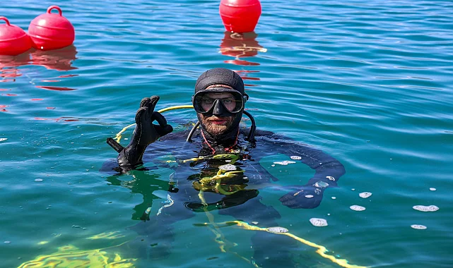Sakarya'da ana su alma hatlarına dalgıç temizliği