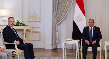 Bakan Fidan, Mısır Cumhurbaşkanı Sisi ile görüştü
