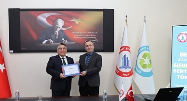 BEUN'da Sıfır Atık Kapsamında En Başarılı Birimlere Bayrak ve Sertifika Ödülü