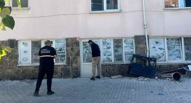 Sındırgı depreminde hasar tespit çalışmaları sürüyor