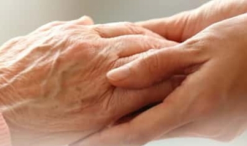 Karadeniz Ereğli Özel Anadolu Hastanesin'den Alzheimer Günü mesajı