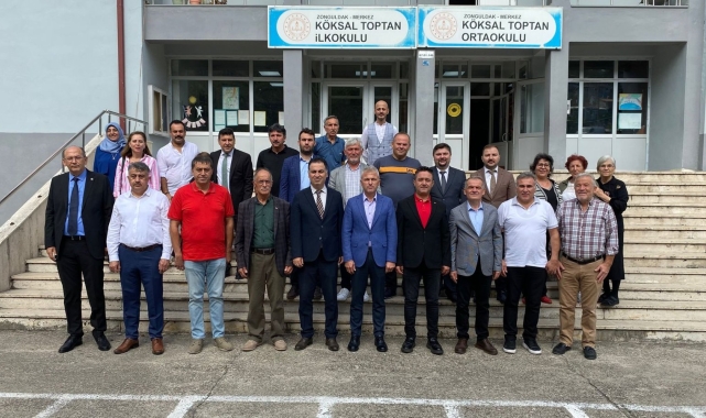 Okul yararına kermes düzenlediler