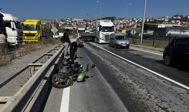 Otomobil Motosiklete Çarpıp Kaçtı: 1 Yaralı