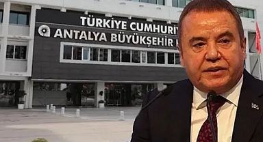 Son Dakika... Antalya Büyükşehir Belediyesi'ne operasyon: 20 kişiye gözaltı!