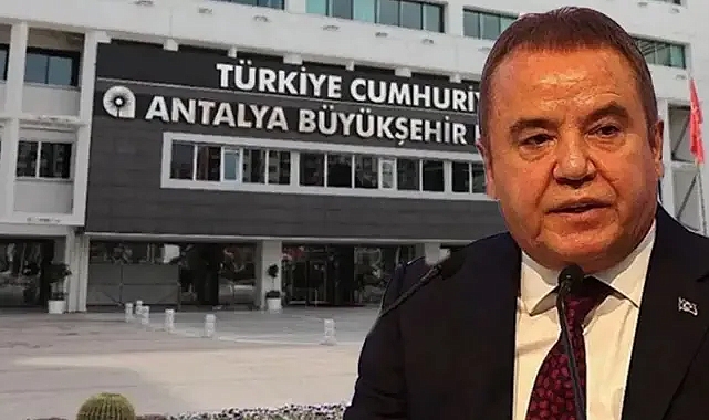 Son Dakika... Antalya Büyükşehir Belediyesi'ne operasyon: 20 kişiye gözaltı!