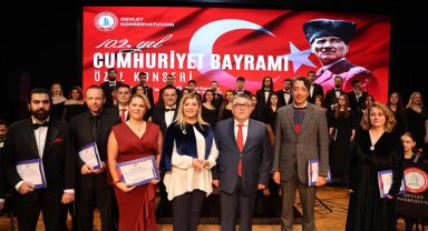 BEUN'da Cumhuriyet'in 102. Yılı Gurur ve Coşkuyla Kutlandı