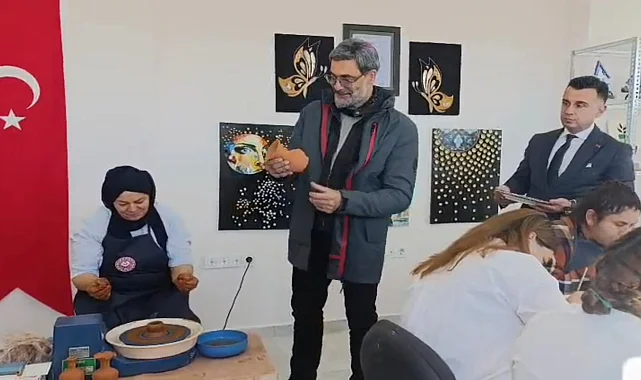 Sanatçı Uğur Işılak’tan Erzurum'da 'engelsiz' ziyaret