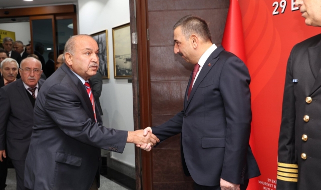 Zonguldak'ta 102. Yıl kutlamaları kapsamında tebrikat töreni düzenlendi