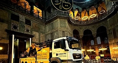 Ayasofya'ya kamyon girdi: İlber Ortaylı'dan 'yapı çökerse faturasını Türklere çıkarırlar' uyarısı