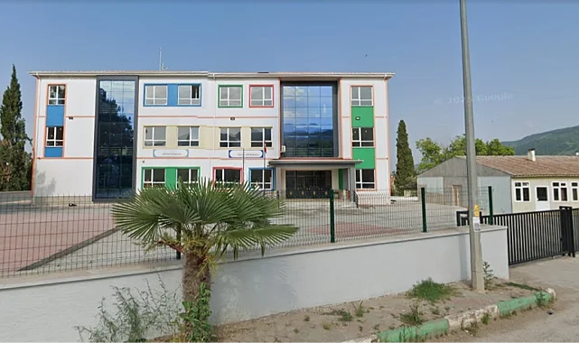 Bursa'da tavuk şnitzel ve makarna kabusu: 23 öğrenci hastanelik! Numuneler inceleniyor