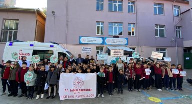 Minik öğrenciler sağlık elçisi oldu