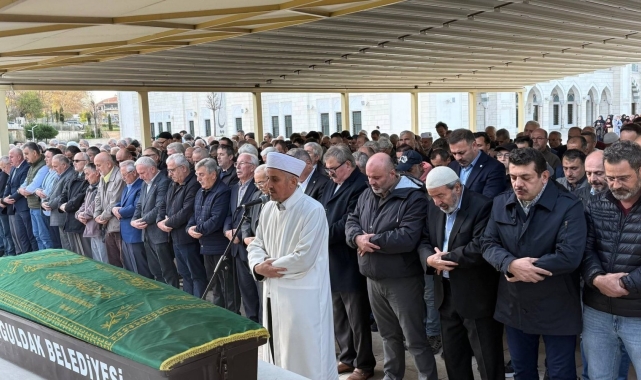 Rıfat Esengün dualarla son yolculuğuna uğurlandı