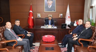 Vali Hacıbektaşoğlu'na eğitim çalışmaları hakkında brifing