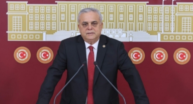 CHP’de ihracın eşiğindeki isim istifa etti