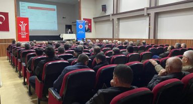 Devrek'te muhtarlara Aile Yılı ve hizmet modelleri eğitimi verildi