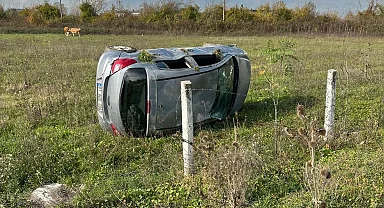 Düzce’de şarampole devrilen otomobilde sürücü yaralandı