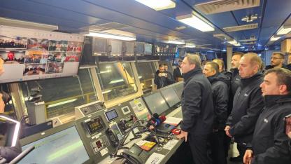 Bakan Bayraktar Zonguldak'tan Resti Çekti: "Milli Projeye Saygı Duyun"