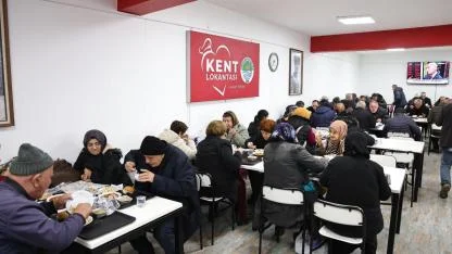 Kent Lokantası’nda merhum Durbay ve Aytaç hayrına yemek ikramı