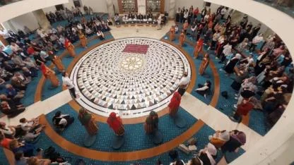 Mehmet Nuri Ersoy cemevlerinin imar planlarına alınacağını açıkladı