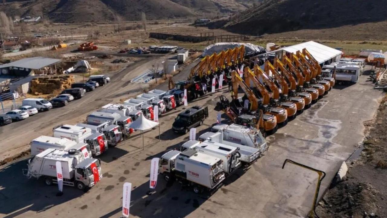 TBB'den Zonguldak Belediyesine iki yeni hizmet aracı