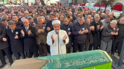 Tekin'in annesi son yolculuğuna uğurlandı