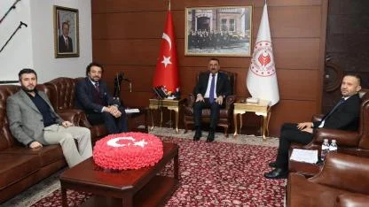 Vali Hacıbektaşoğlu, Yeşilay heyetini kabul etti