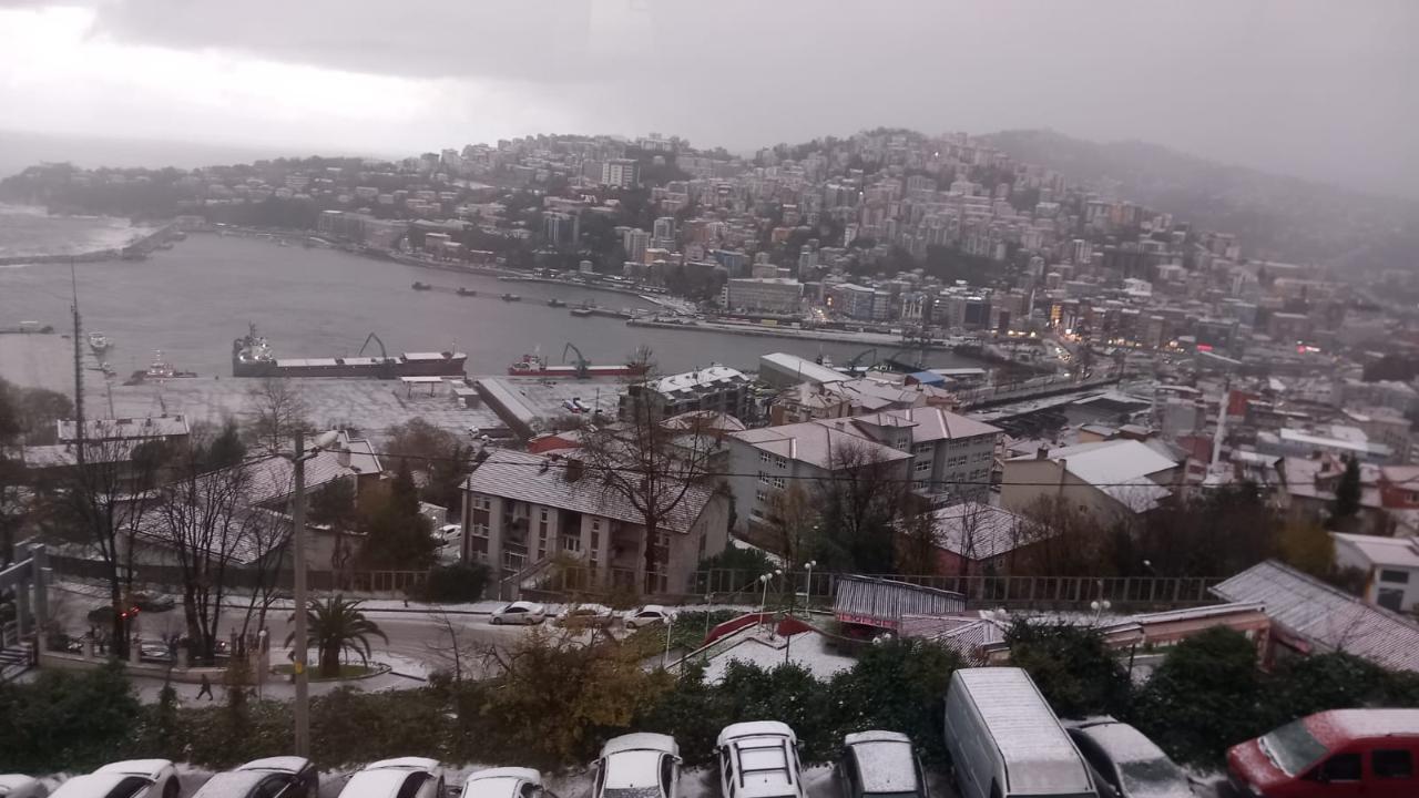 Zonguldak Merkezde Kar Yağışı Etkili Oldu