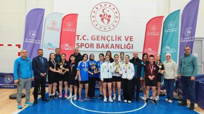 Zonguldak’ta okul sporları masa tenisi il birinciliği tamamlandı
