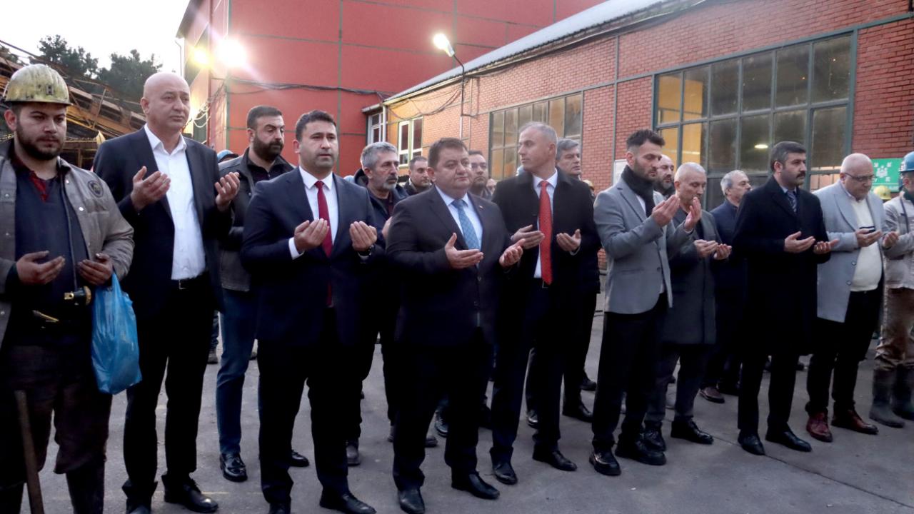 7 Ocak Kozlu maden şehitleri dualarla anıldı
