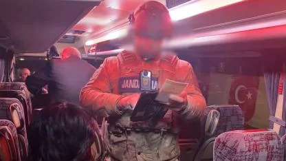 81 ilde göçmen kaçakçılığı denetiminde 19 organizatör yakalandı