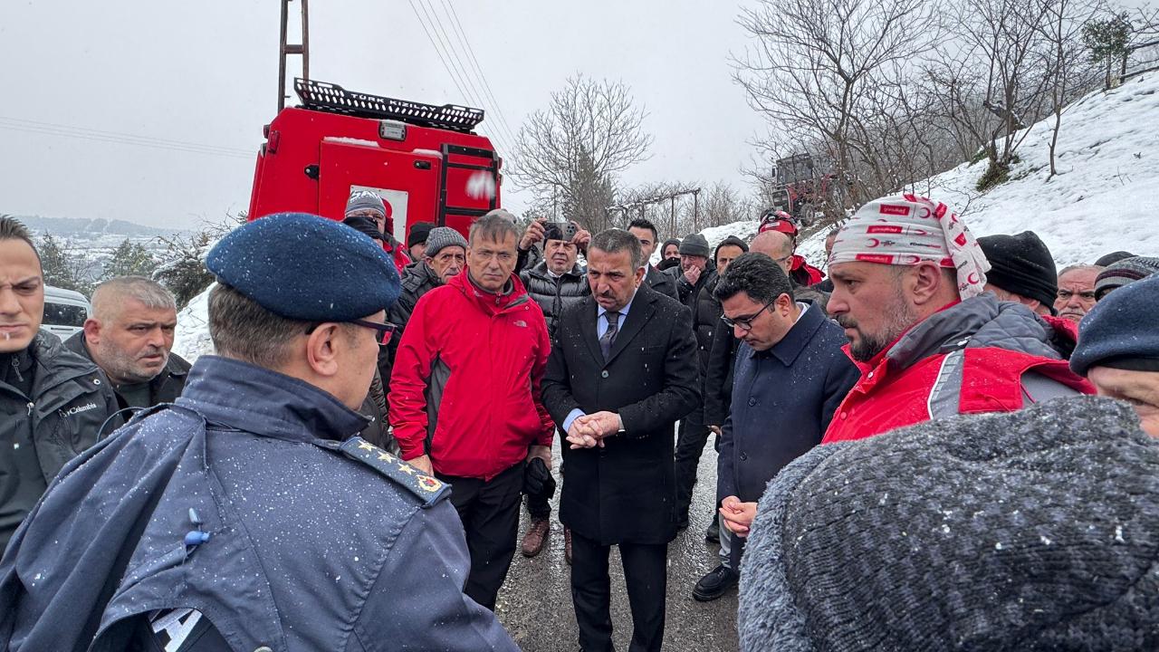 Vali Hacıbektaşoğlu Alaplı’da: "Kayıp Gencimiz İçin Tüm Teknik Kabiliyetler Sahada"