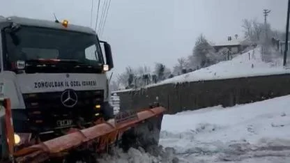 Zonguldak'ta kar esareti; 95 köy yolu kapandı
