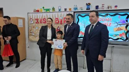 Zonguldak'ta karne heyecanı 87 bin öğrenci tatile girdi