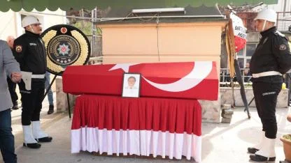 Emeklilik hayali yarım kaldı; Dilekçesini verdi evine dönemedi