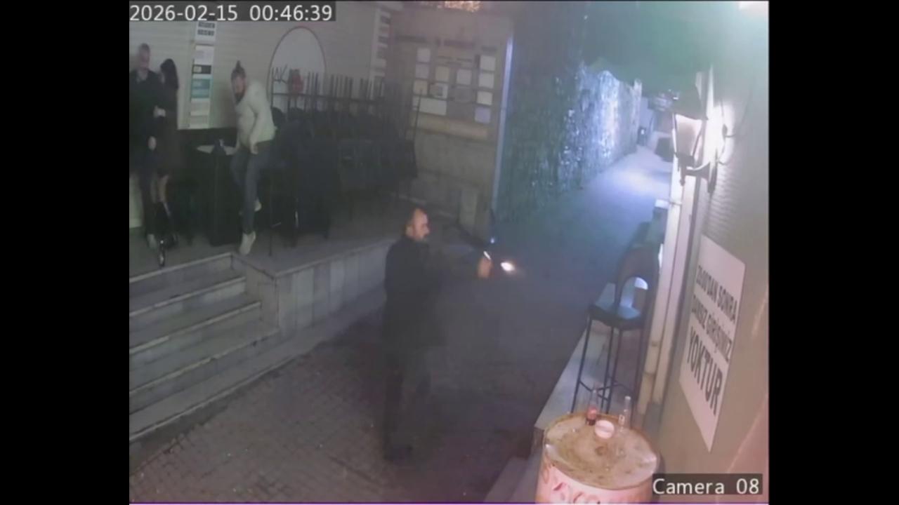 Ereğli'de eğlence mekanına silahlı baskın: 2 yaralı