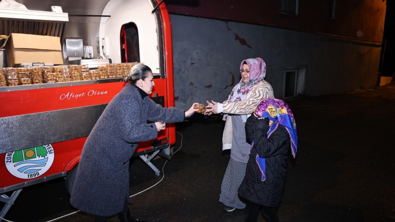 Zonguldak Belediyesinden Terakki Mahallesinde lokma ikramı