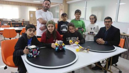 Geleceğin kaşifleri olacak depremzede çocuklar ‘Hataybot’ Robot Yarışması’na hazırlanıyorlar
