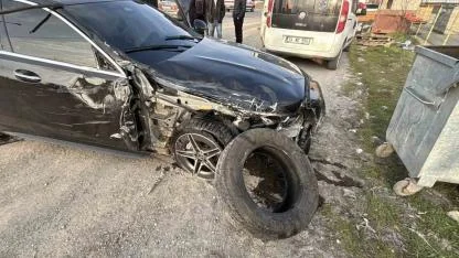 Bolu’da lüks otomobil ile cip çarpıştı: 4 yaralı