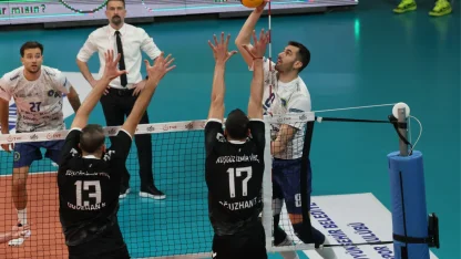 Bursa Büyükşehirli Efeler filede play-off’u garantiledi