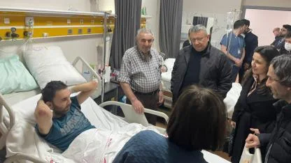 Zonguldak Emniyet Müdürü Sinan Ergen yaralanan komiseri hastanede ziyaret etti