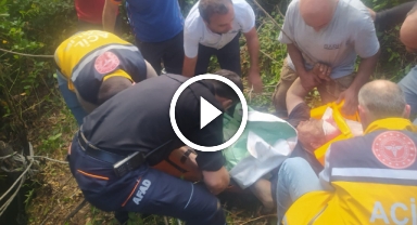 Yaşlı adam mağaraya düştü!