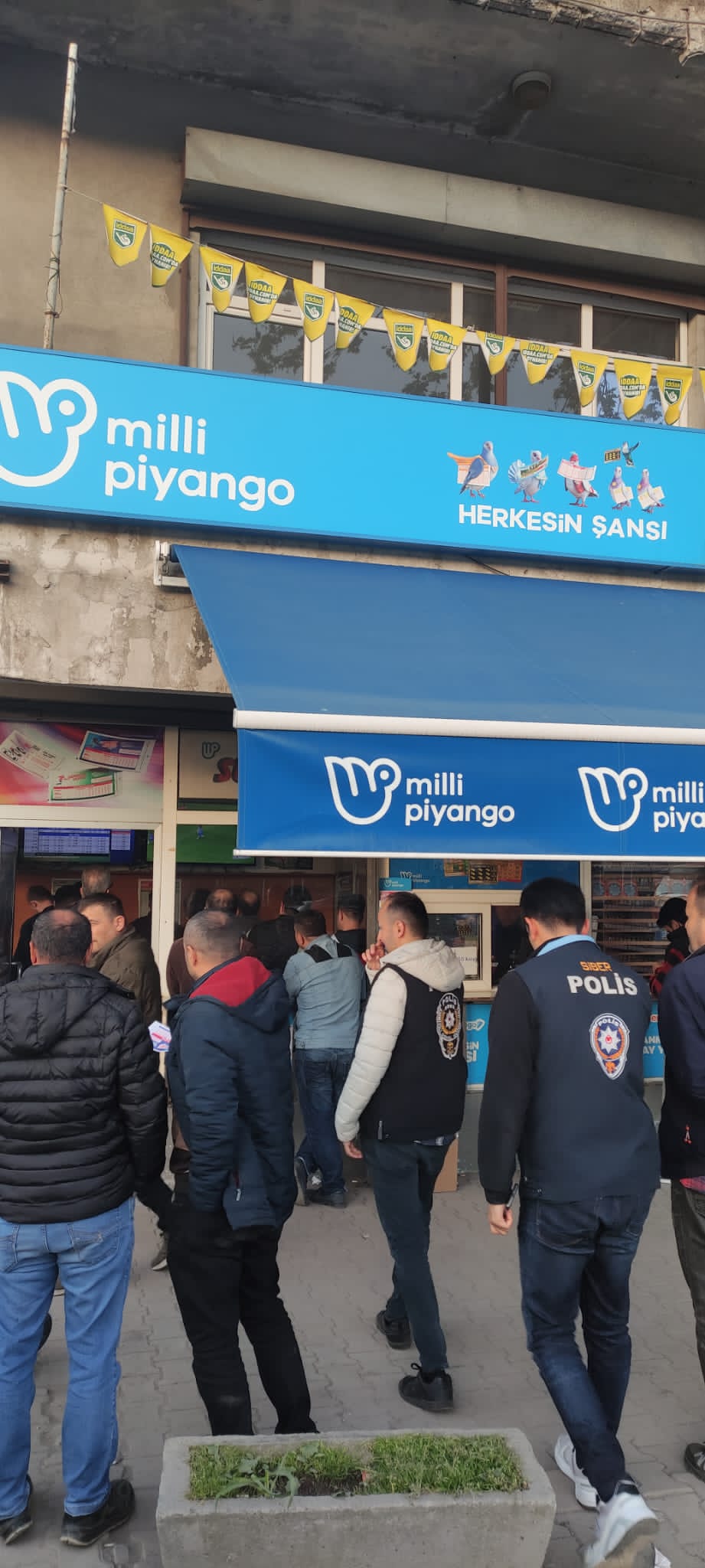 Polisten "Sanal Bahis, Kumar, Tombala ve Oyun Makineleri Uygulaması" 3