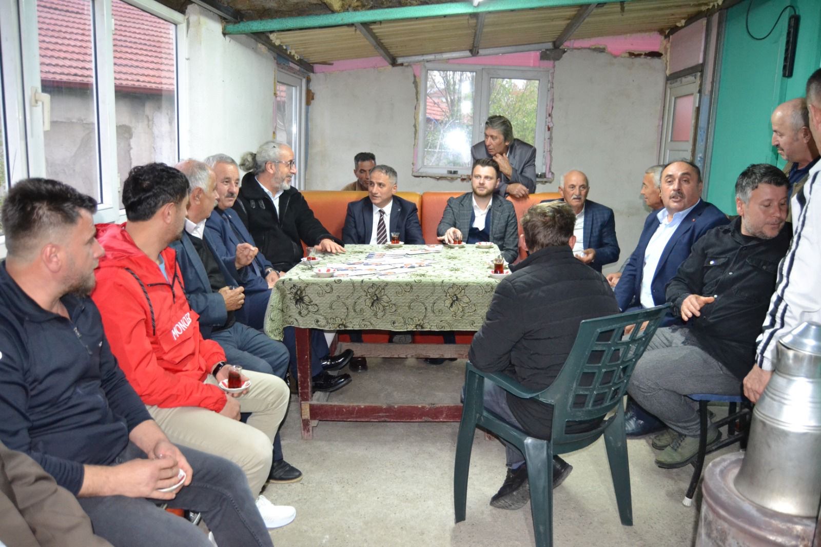 Ömer Yazıcıoğlu aday gibi çalışıyor 7