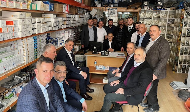 Ömer Yazıcıoğlu aday gibi çalışıyor 4