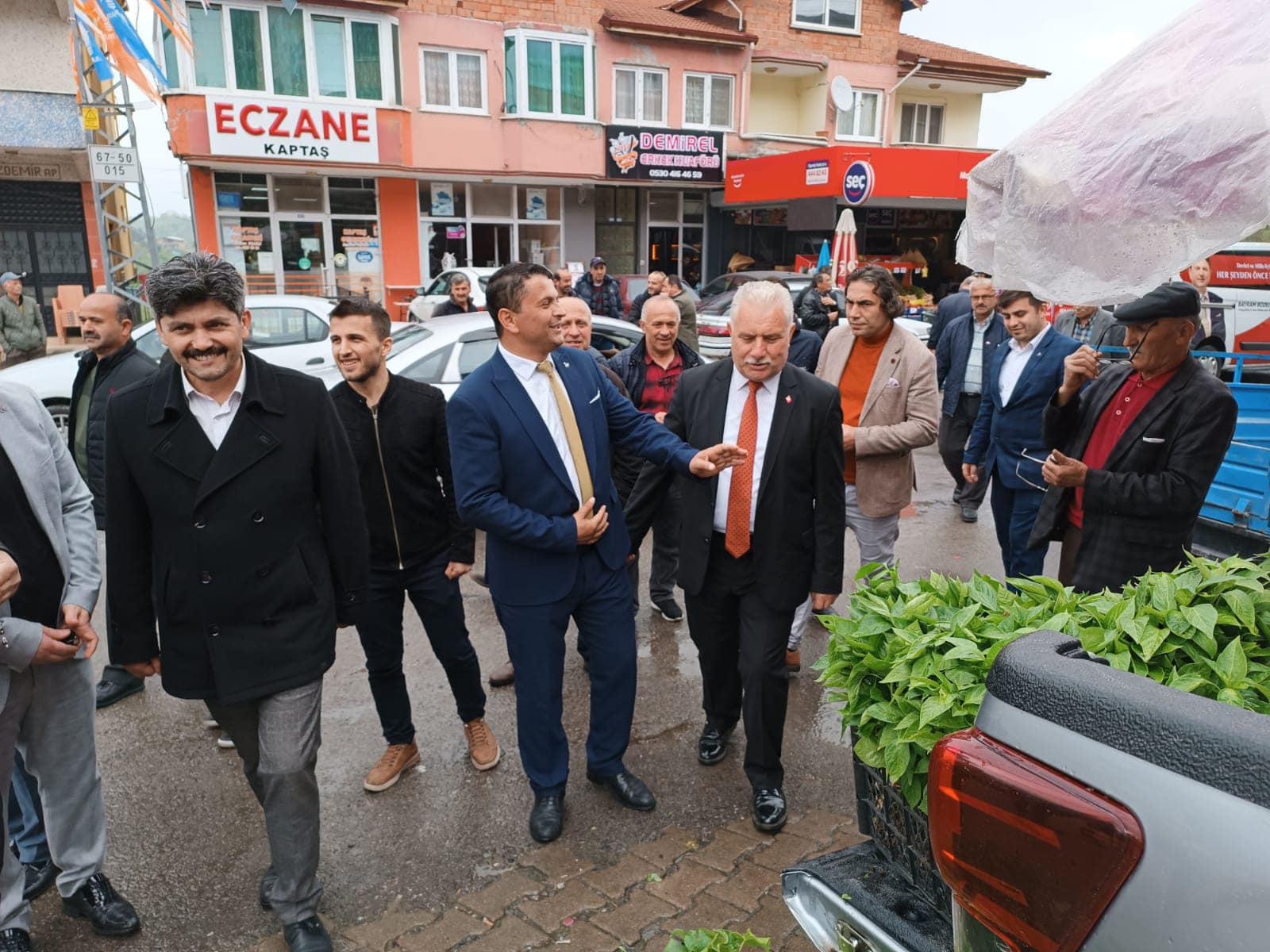 Bayram Bozkurt akın akın geliyor... 3