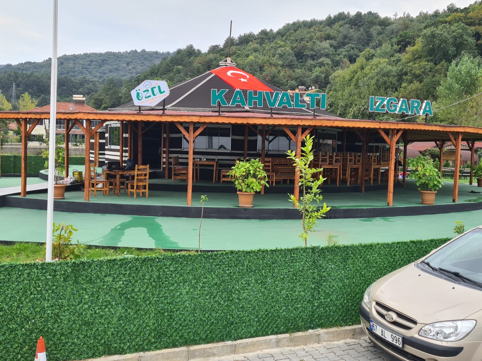 Özel kahvaltı salonu hafta sonu açılıyor 1