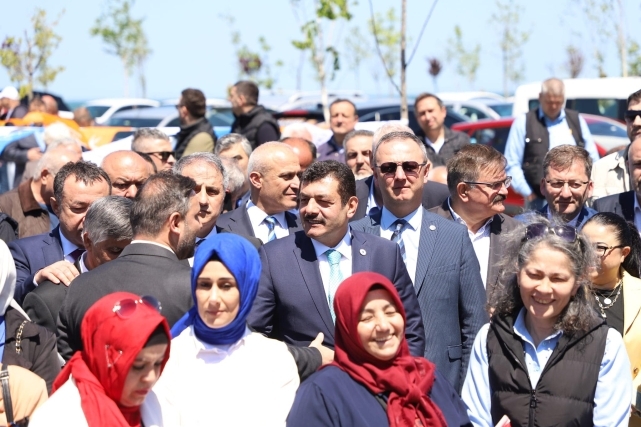 AK Parti'den 670 AK ekiple Kozlu'ya çıkarma! 12