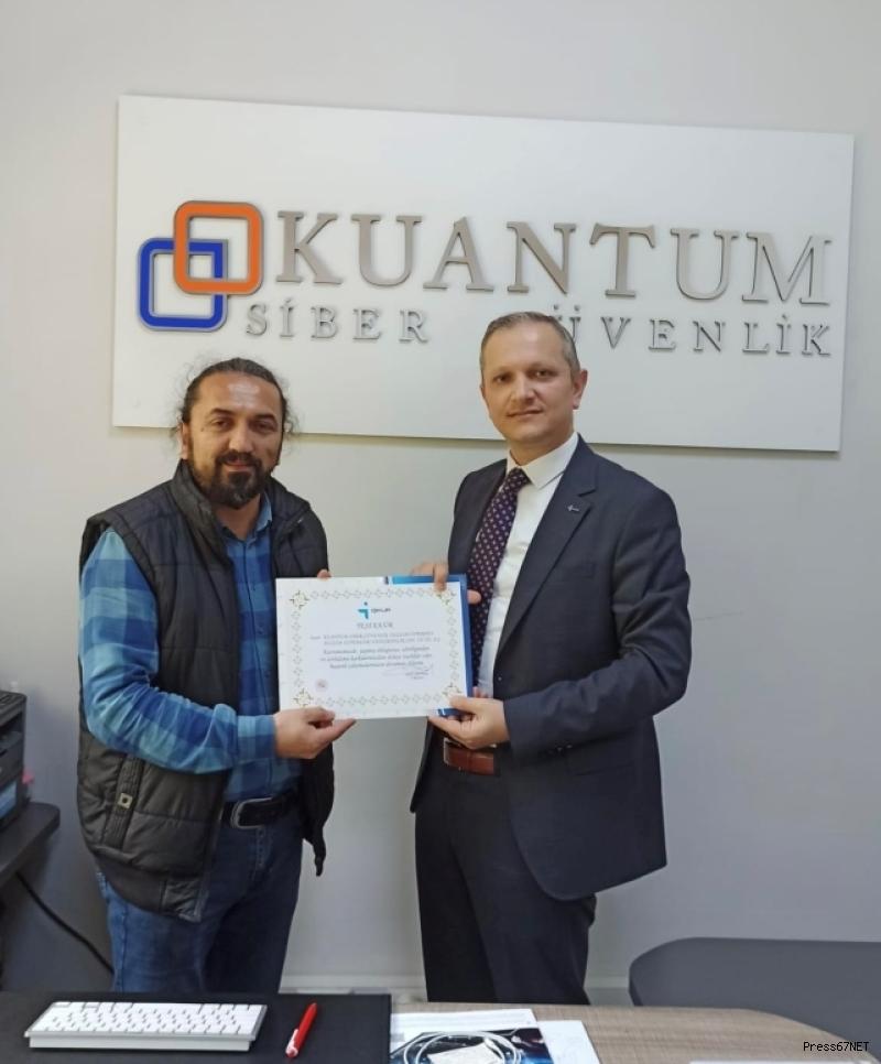İŞKUR İl Müdürlüğünden İşbirliği İçerisinde Çalışan Firmalara Plaket Verildi 4