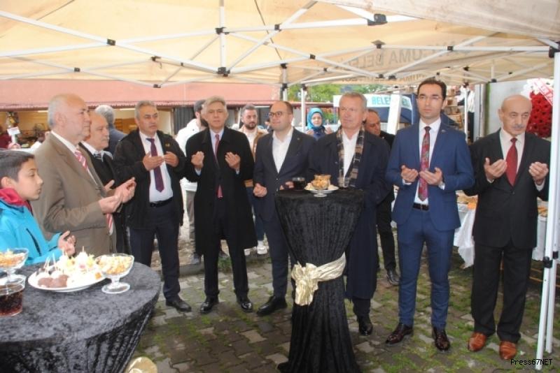 Diş Hekimi A.Tuba Güven'in kliniği görkemli şekilde açıldı 1