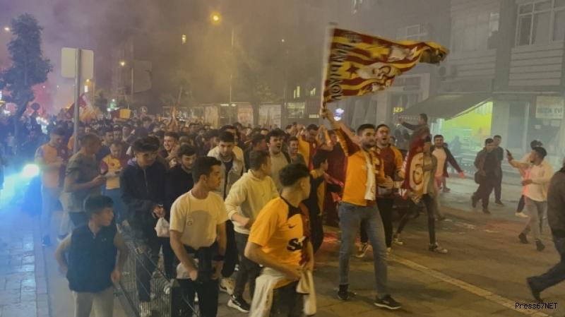 Galatasaray şampiyonluğunu ilan etti 3